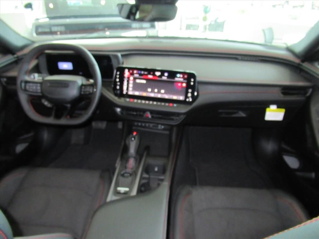 New 2026 Diamond Black Crystal Pearlcoat Dodge R/T image 11