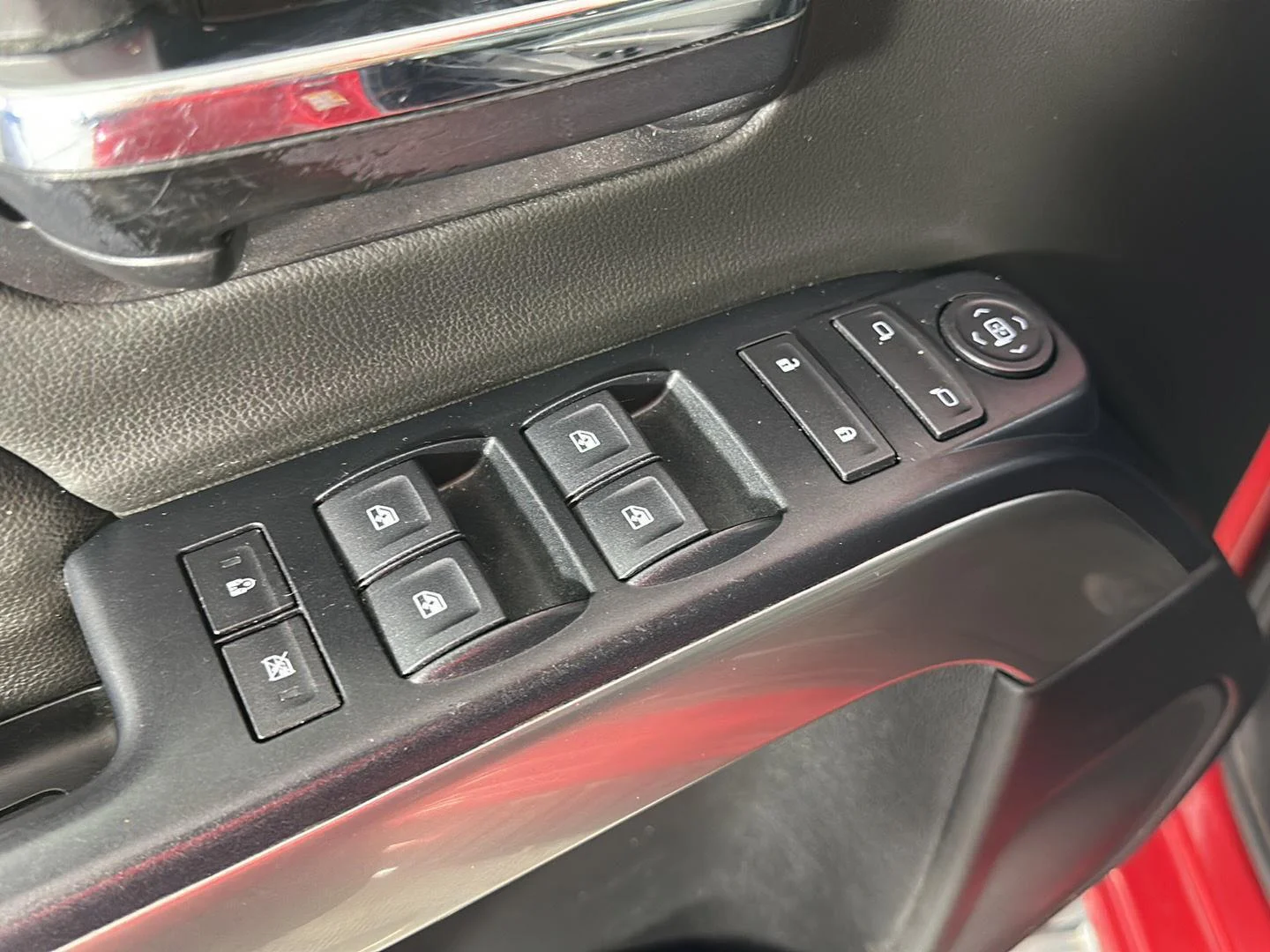 Used 2019 Red Hot Chevrolet LT image 8