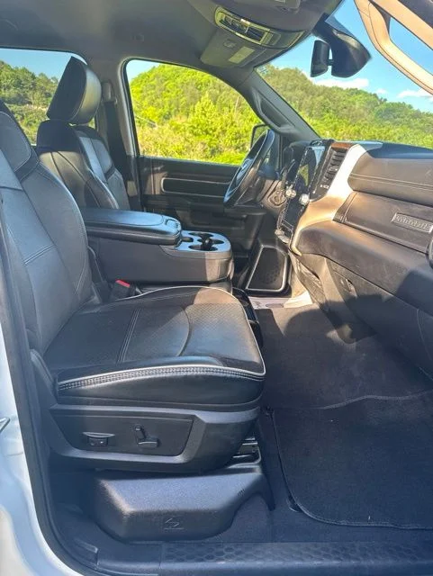 Used 2024 White Ram Laramie image 39