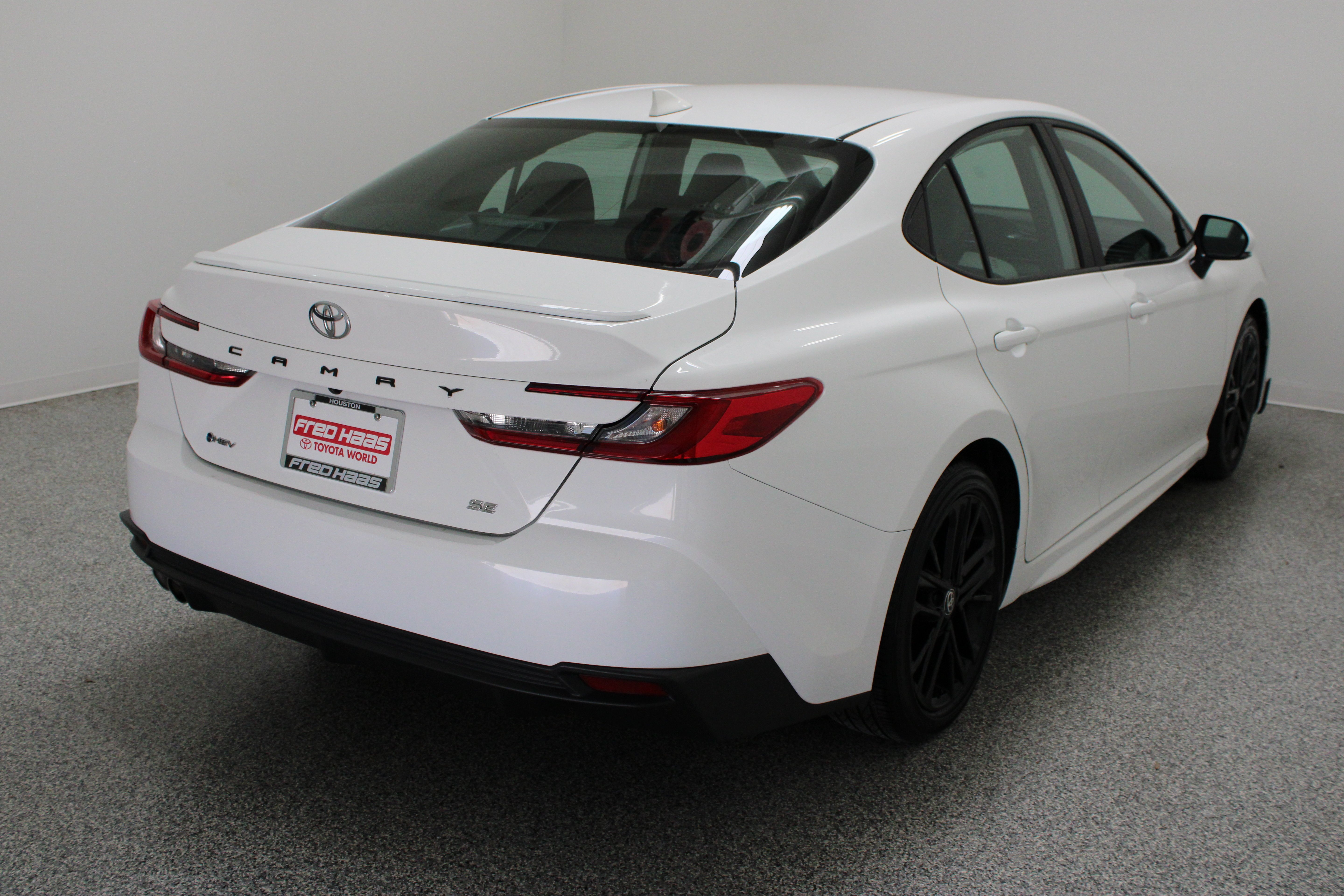Used 2025 White Toyota SE image 7
