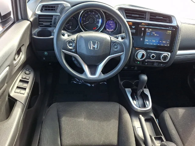 Used 2017 White Honda EX image 11