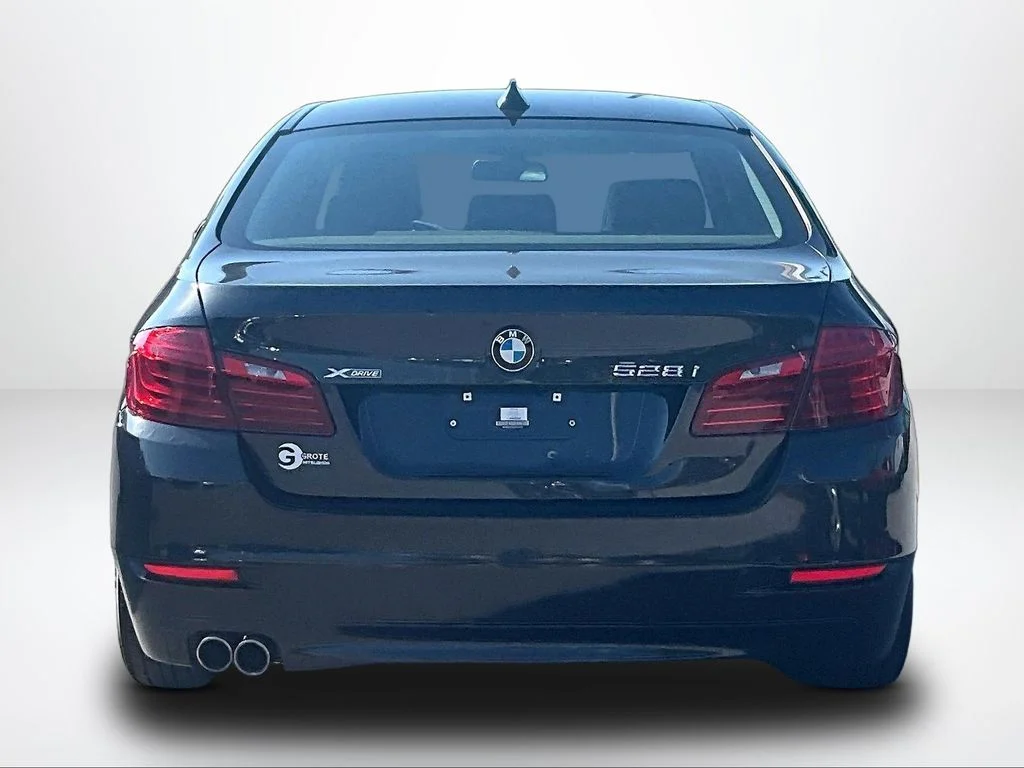 Used 2016 Gray BMW 528i xDrive image 4