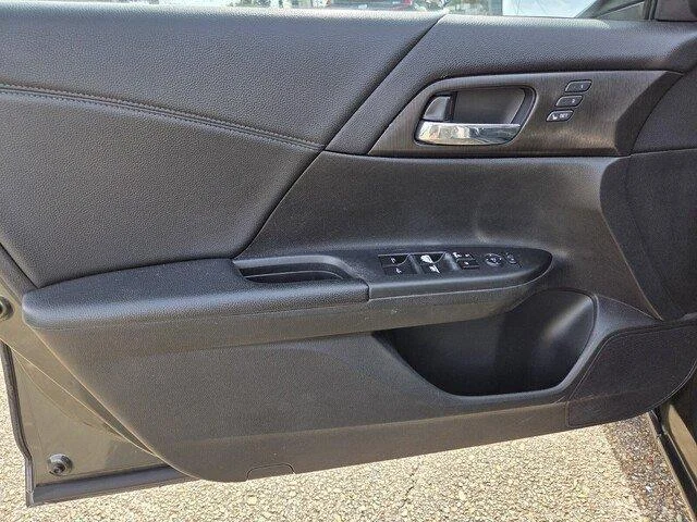 Used 2014 GRAY Honda EX-L image 21