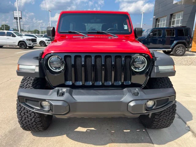 Used 2023 Red Jeep Sport S image 8