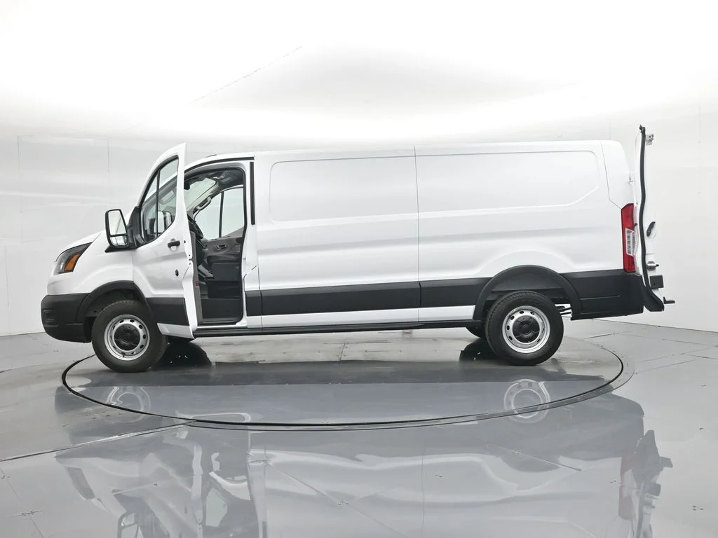 New 2026 White Ford Base image 36