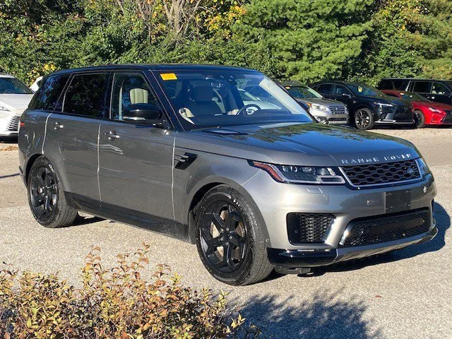 Used 2019 Silicon Silver Premium Metallic Land Rover HSE image 6