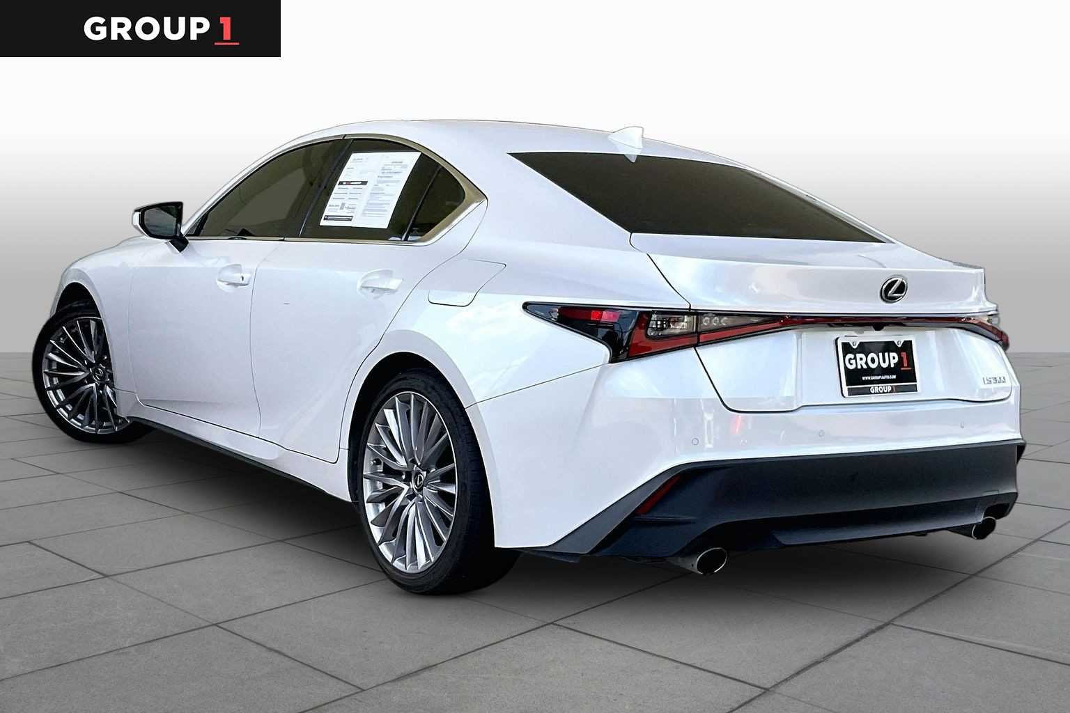 Used 2023 Eminent White Pearl Lexus  image 10