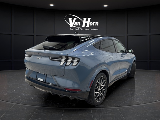 Used 2023 Vapor Blue Ford GT image 7