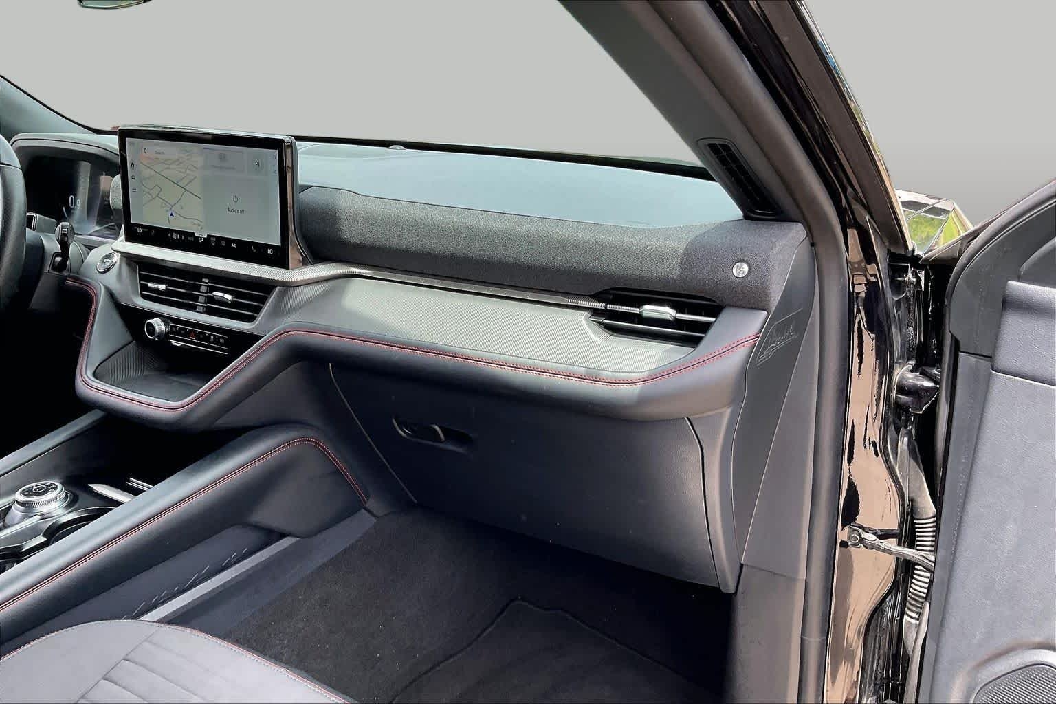 Used 2025 Agate Black Ford ST-Line image 34