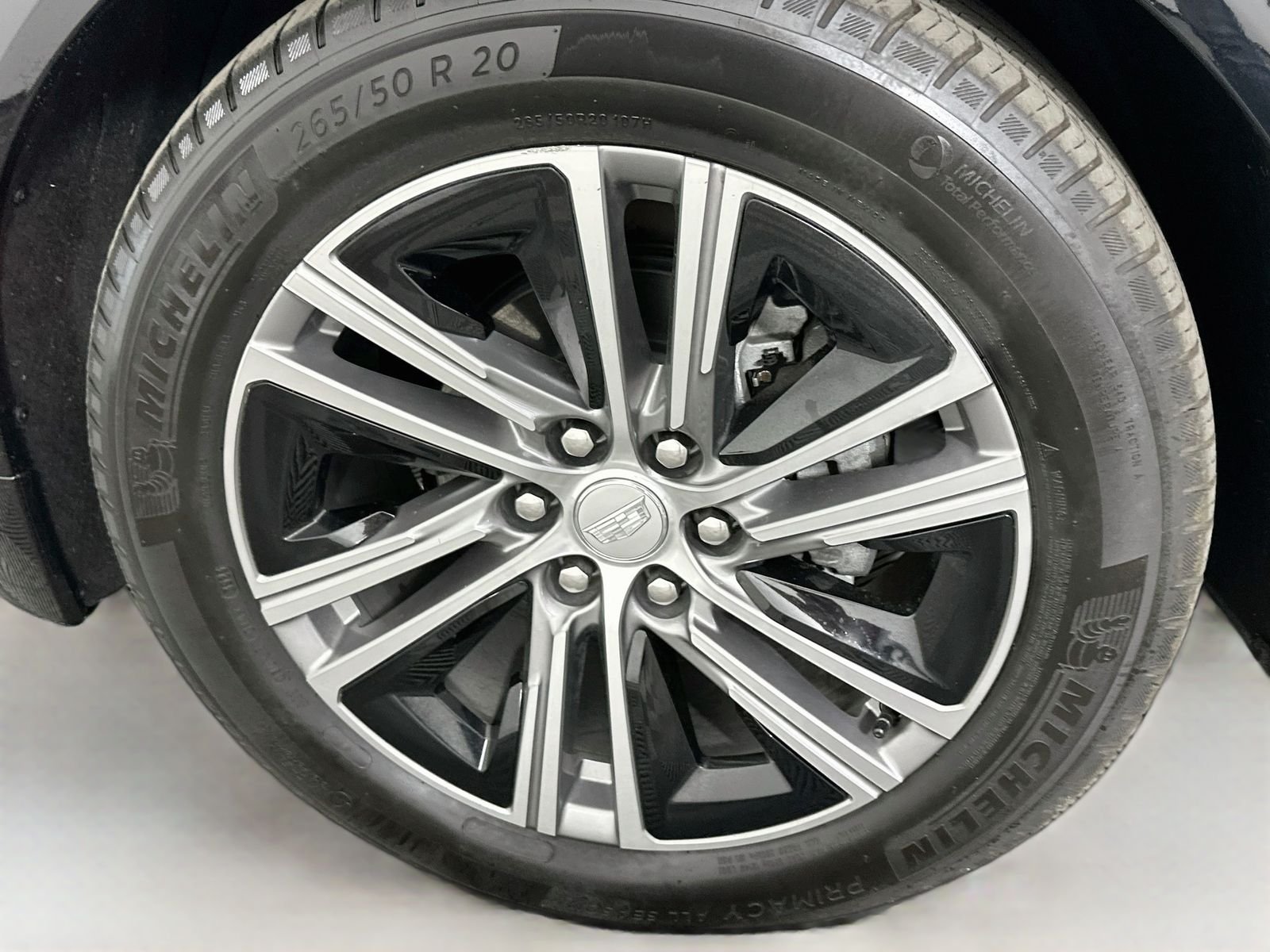 Used 2024 Emerald Lake Metallic Cadillac Luxury image 32