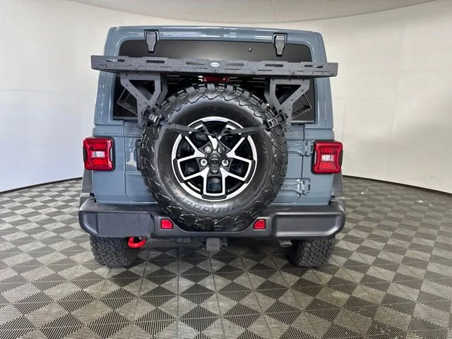Used 2025 Gray Jeep Rubicon image 18