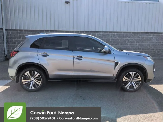 Used 2022 Mercury Gray Metallic Mitsubishi  image 2