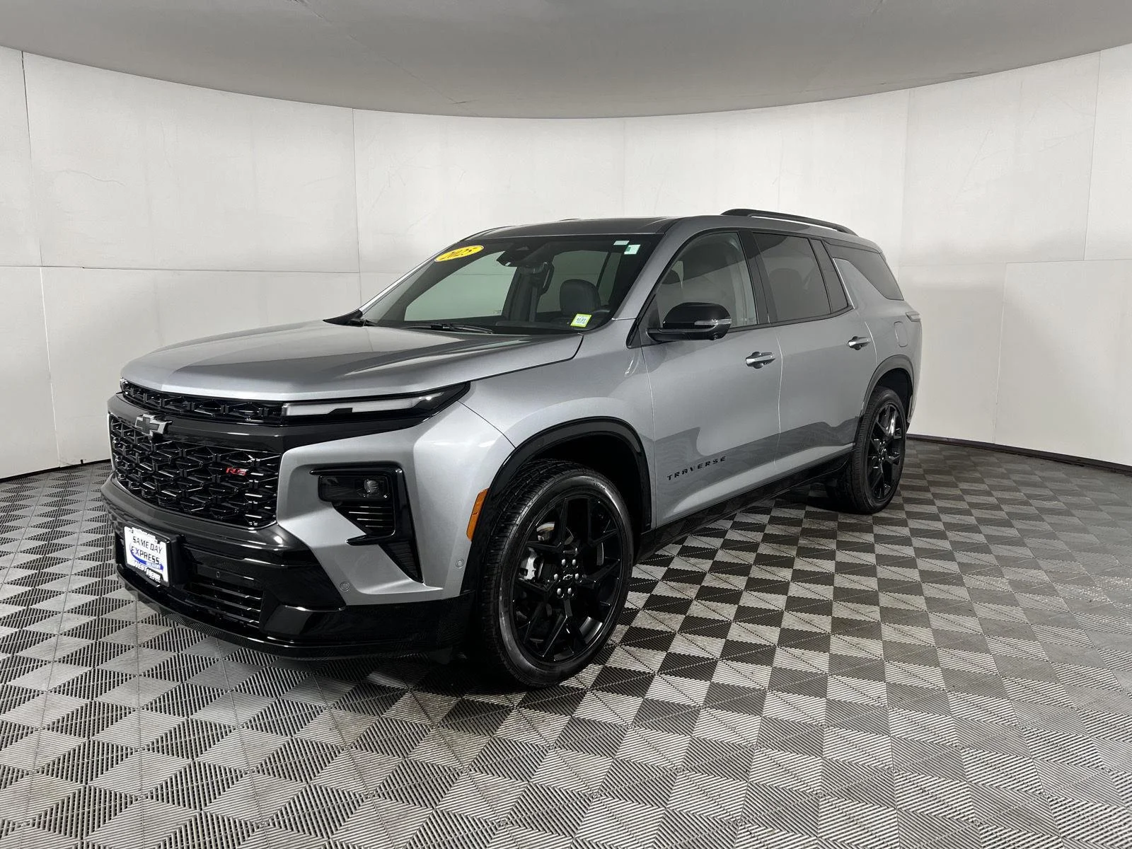 Used 2025 Sterling Gray Metallic Chevrolet AWD RS image 5