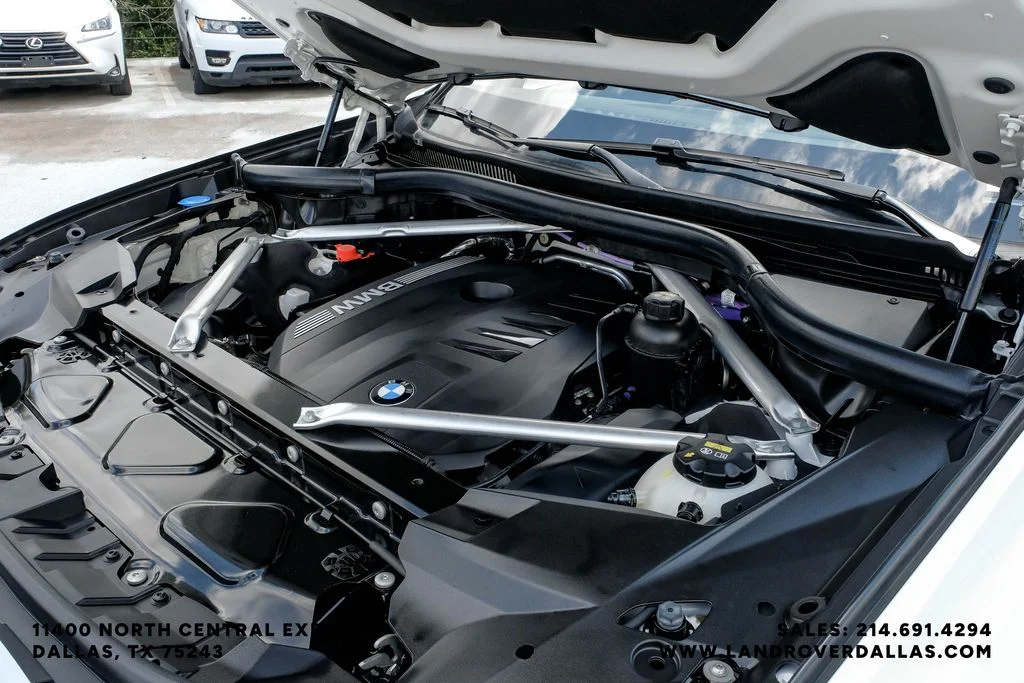 Used 2023 Mineral White Metallic BMW xDrive40i image 55