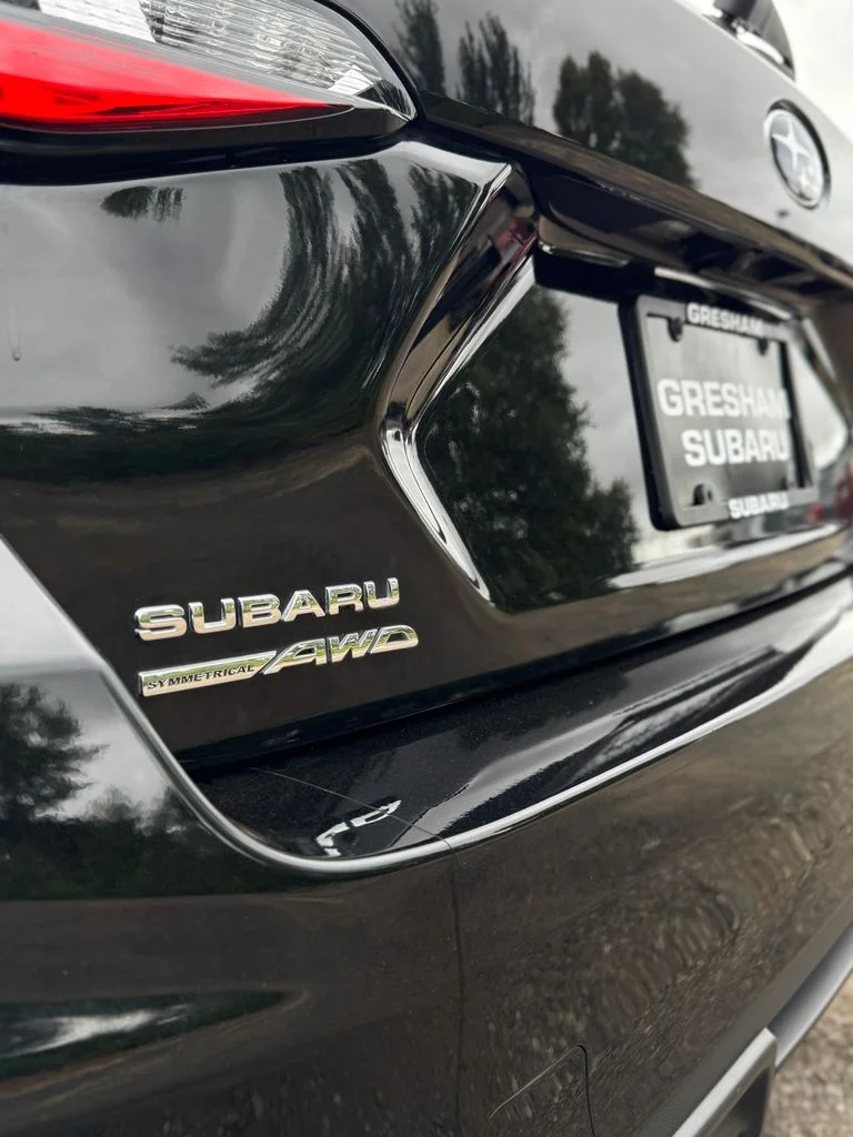 Used 2025 Crystal Black Silica Subaru Base image 38