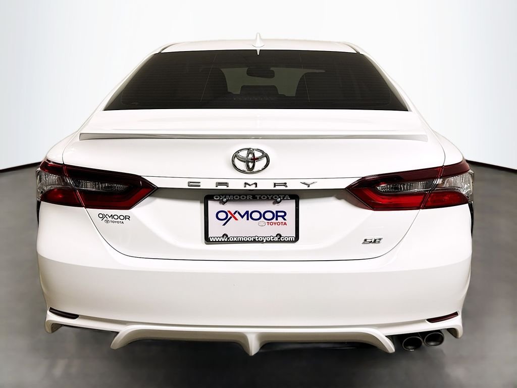 Used 2023 Ice Cap Toyota SE image 6