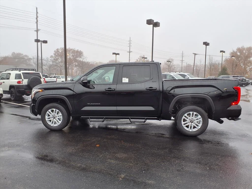 2026 Toyota Tundra SR5 - Photo 22