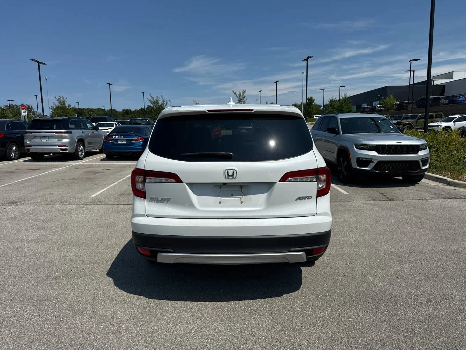 Used 2020 Platinum White Pearl Honda EX-L w/Navi & RES image 6