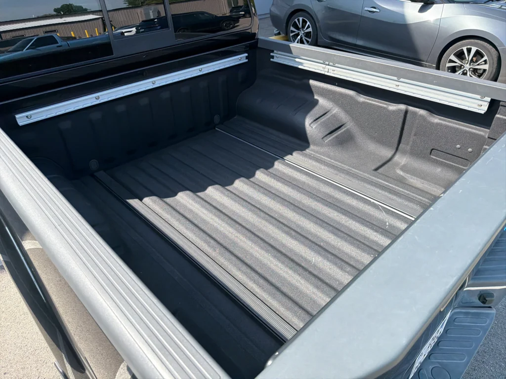 Used 2019 Magnetic Black Pearl Nissan SV image 6