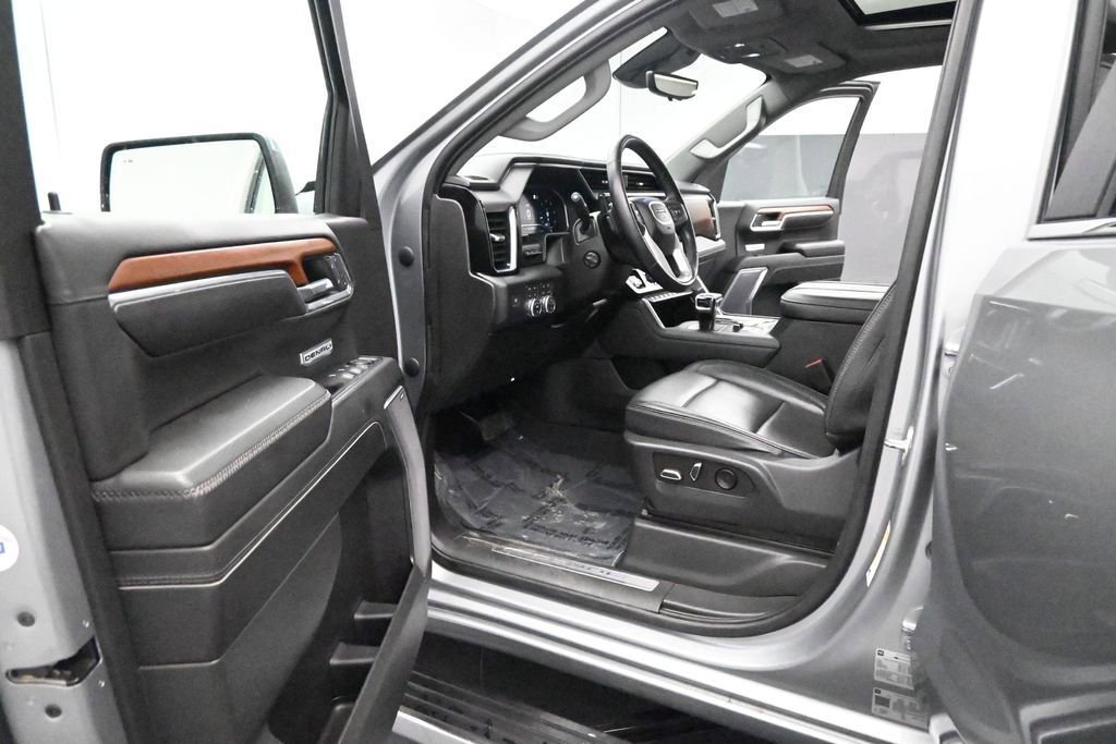 Used 2023 Sterling Metallic GMC Denali image 9