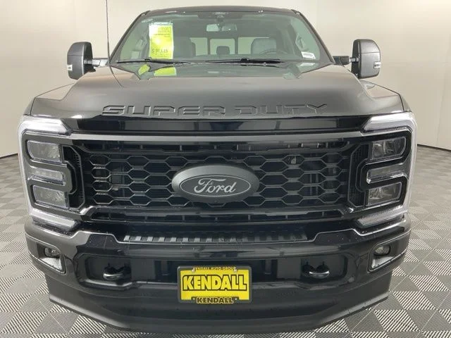 New 2026 Agate Black Ford XLT image 2