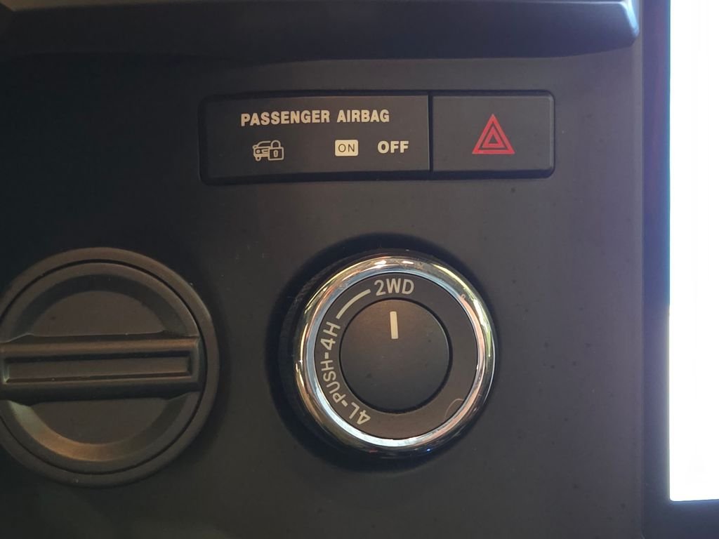 Used 2018 Black Toyota SR image 33
