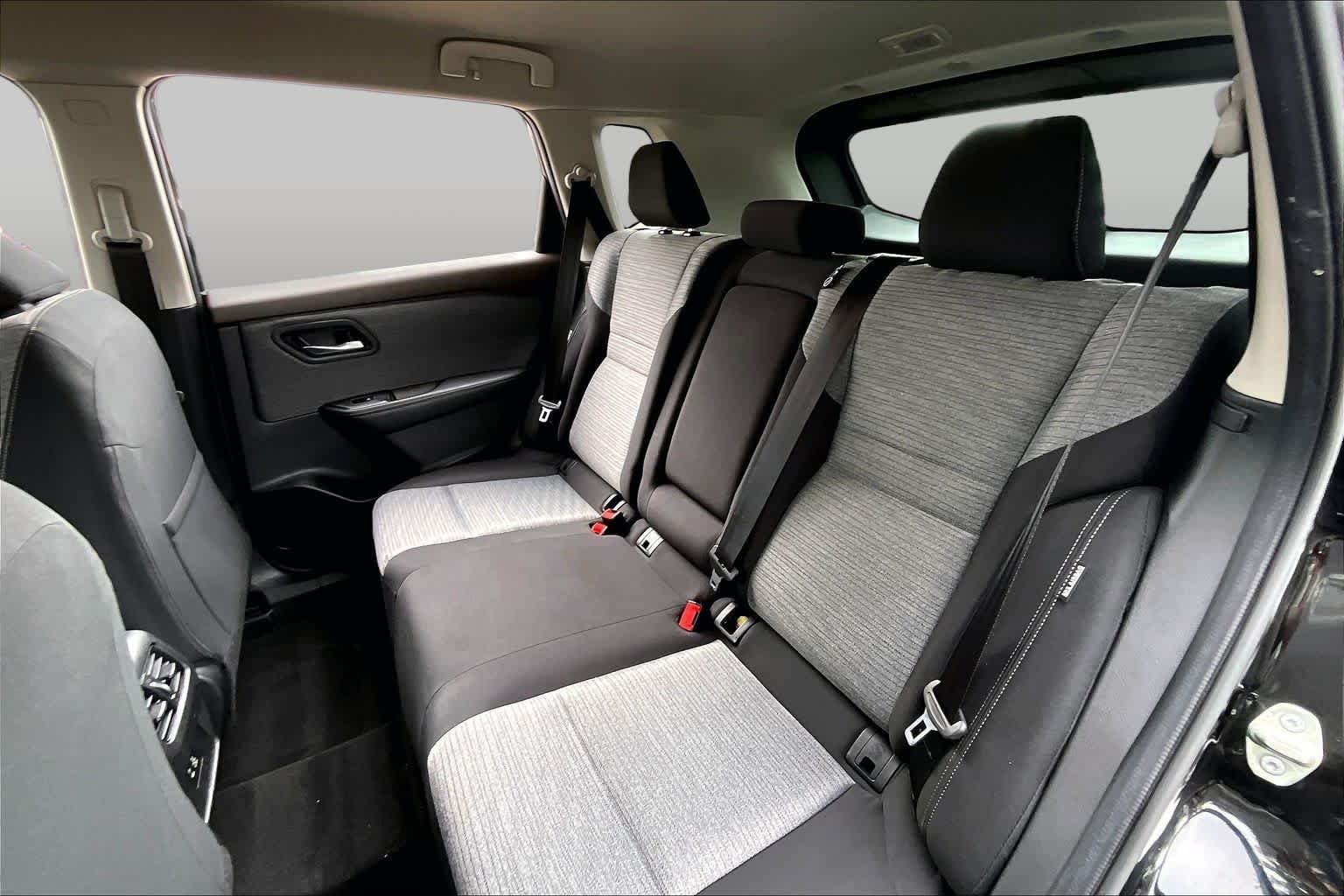 Used 2023 Super Black Nissan SV image 20