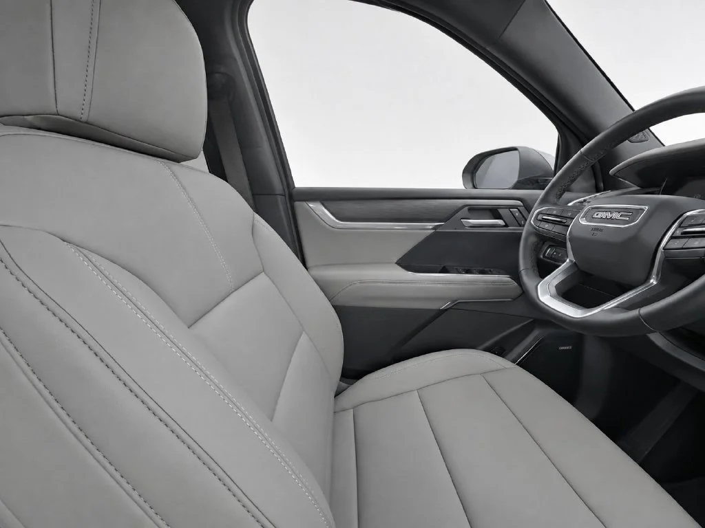 Used 2026 White GMC Elevation image 11