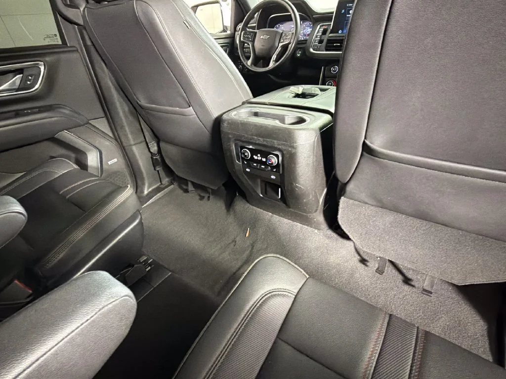 Used 2023 IRIDESCENT PEARL TRICOAT Chevrolet RST image 35
