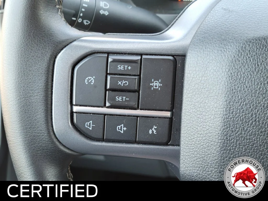 Used 2025 Gray Ford XLT image 28