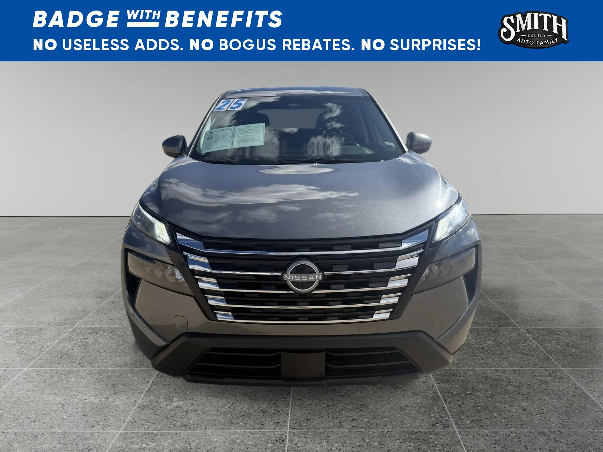 Used 2025 Gun Metallic Nissan SV image 5