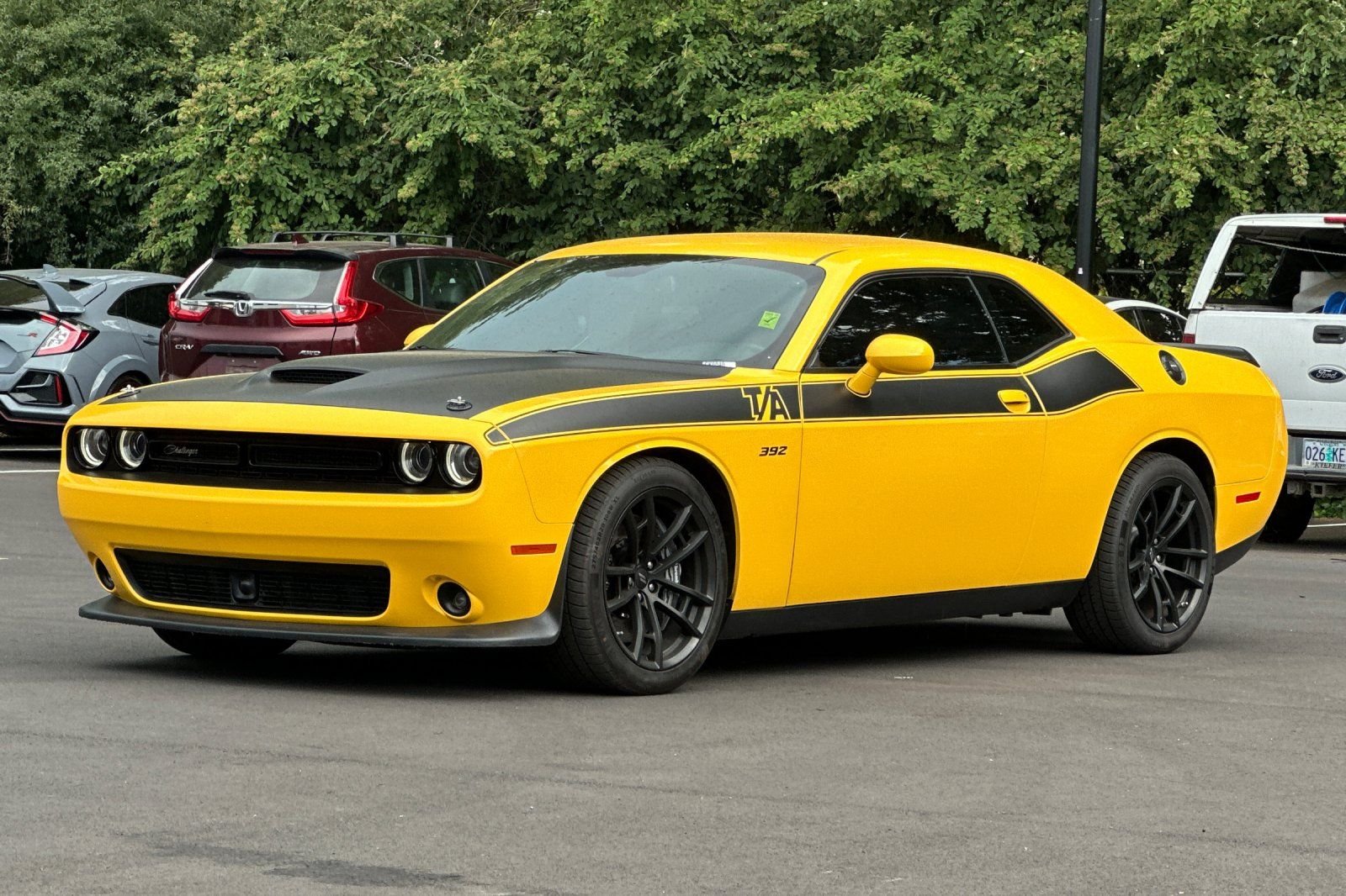 Used 2017 Yellow Dodge R/T image 8
