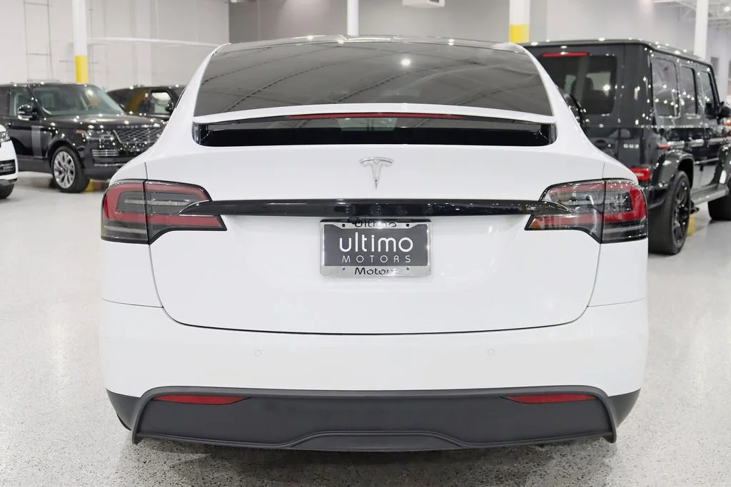 2022 Tesla Model X Base