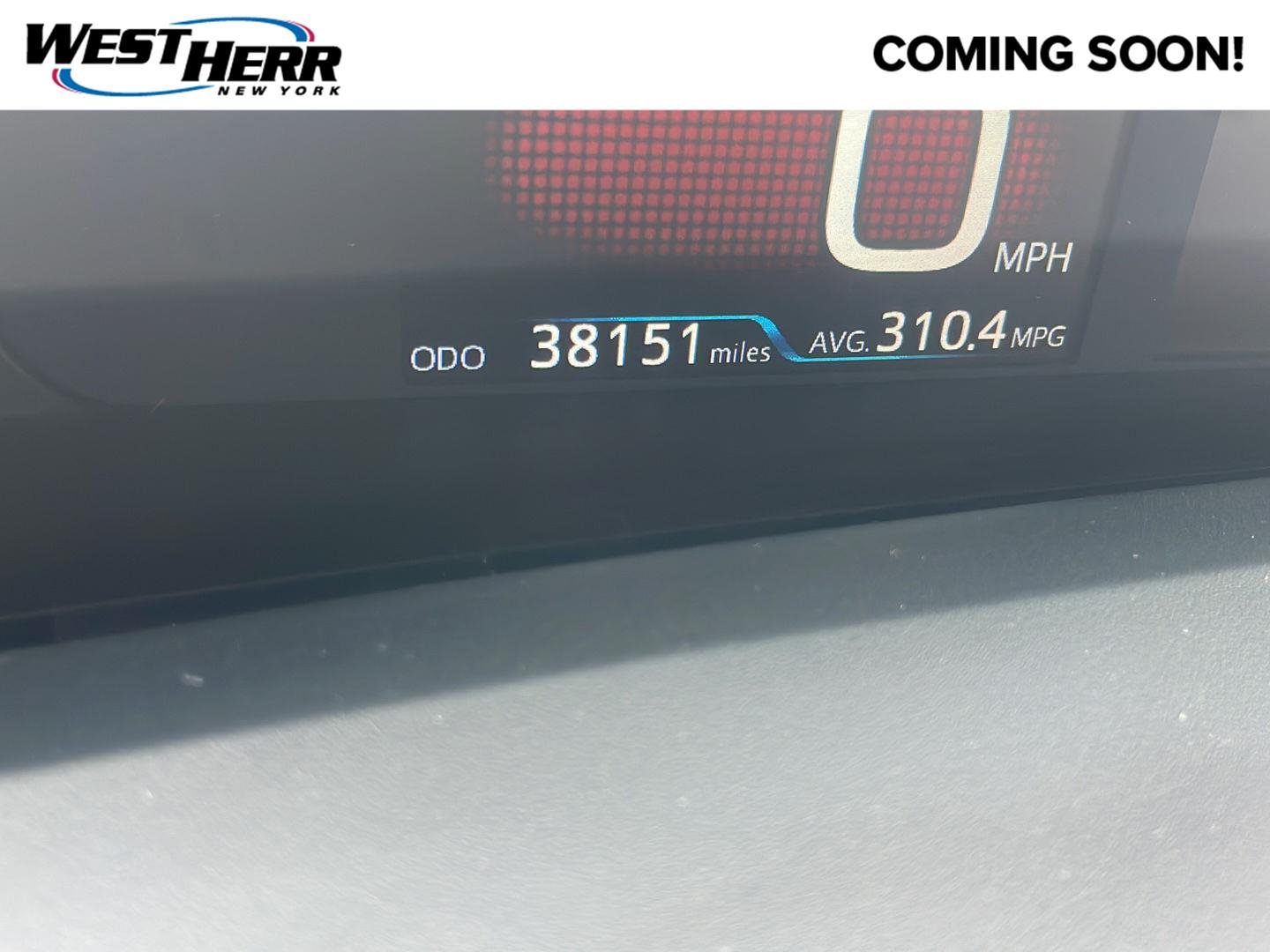 Used 2020 Classic Silver Metallic Toyota XLE image 1