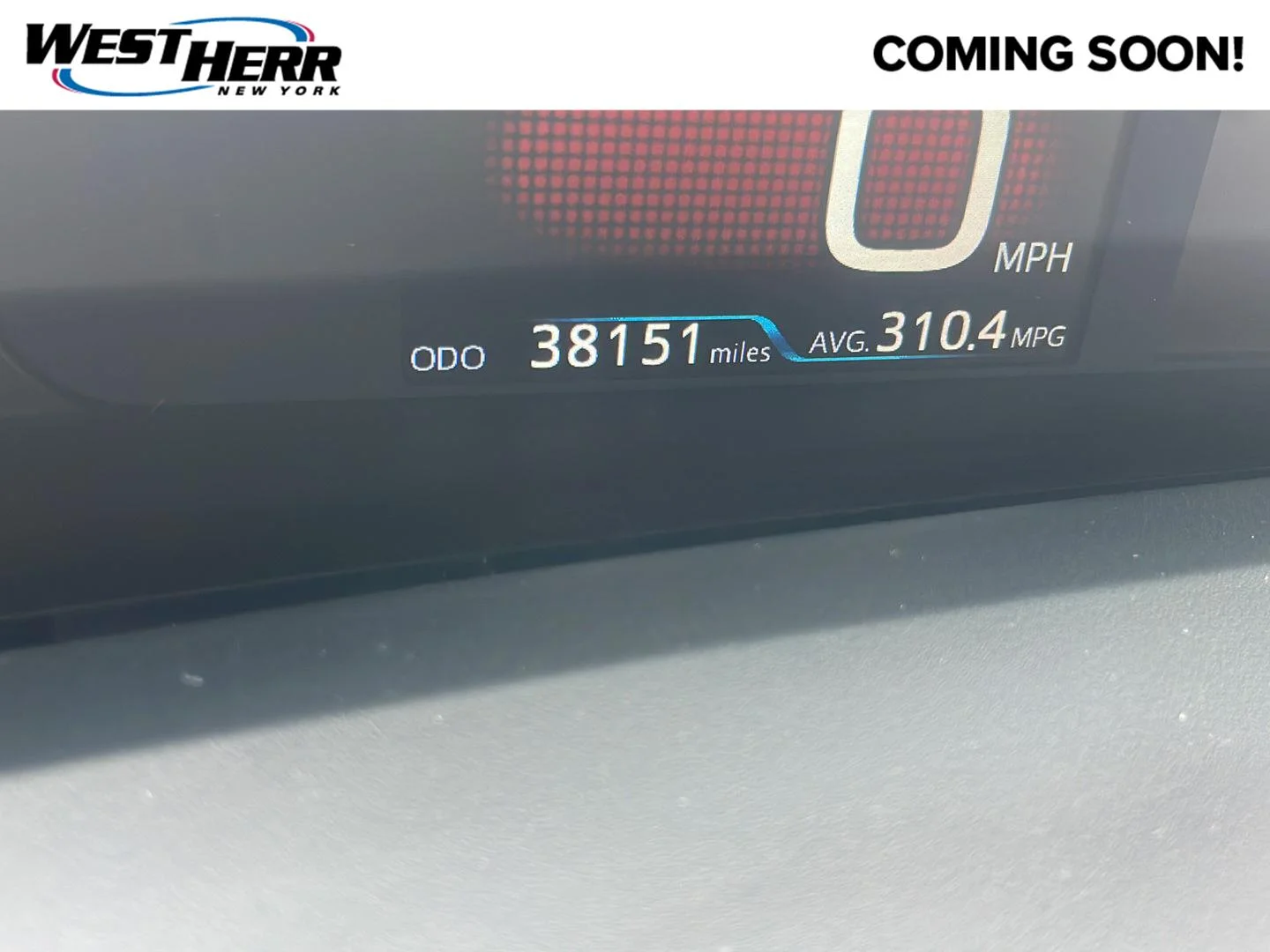Used 2020 Classic Silver Metallic Toyota XLE image 1