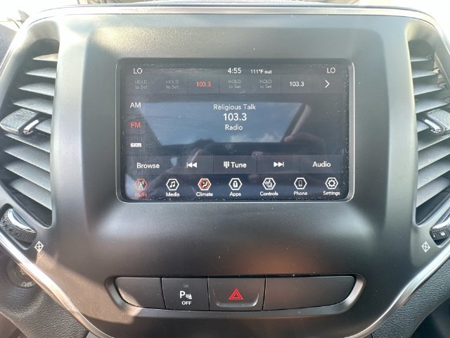 Used 2020 Black Jeep Latitude Plus image 19