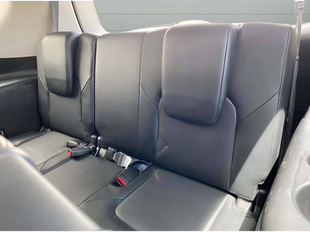 Used 2020 Super Black Nissan SL image 16