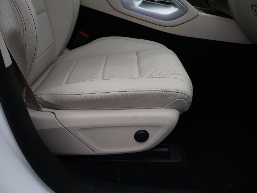 New 2026 Polar White Mercedes-Benz GLE 350 image 10