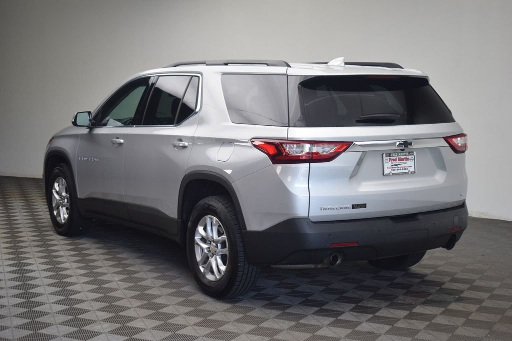 Used 2019 Silver Chevrolet LT image 4