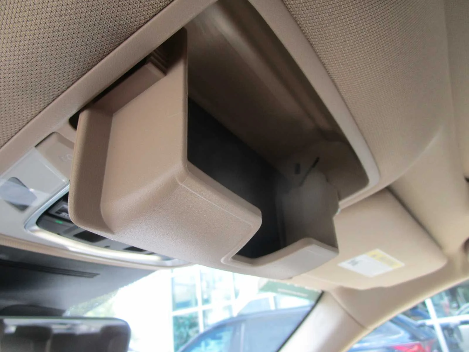 Certified Used 2026 Platinum White Pearl Acura w/Technology Package image 30