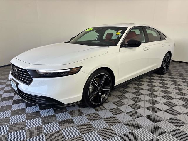 Used 2025 White Honda Sport image 4