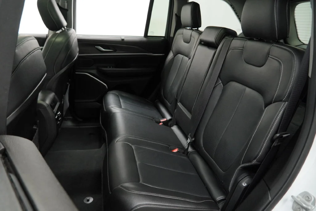 Used 2023 White Jeep 4xe image 20