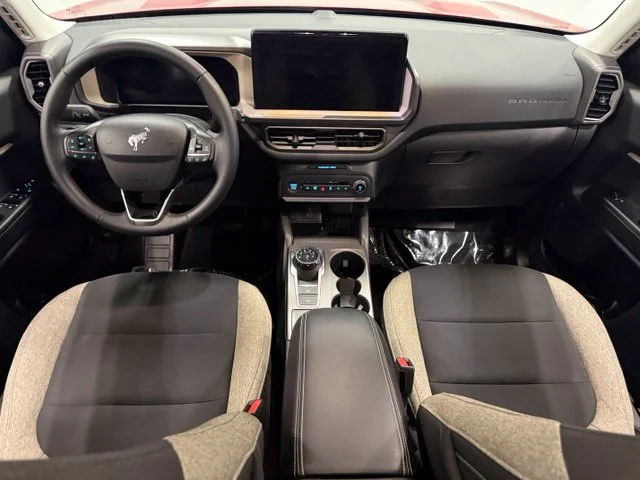 Used 2025 Red Ford Big Bend image 28