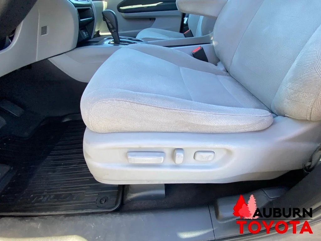 Used 2019 Modern Steel Metallic Honda EX image 34