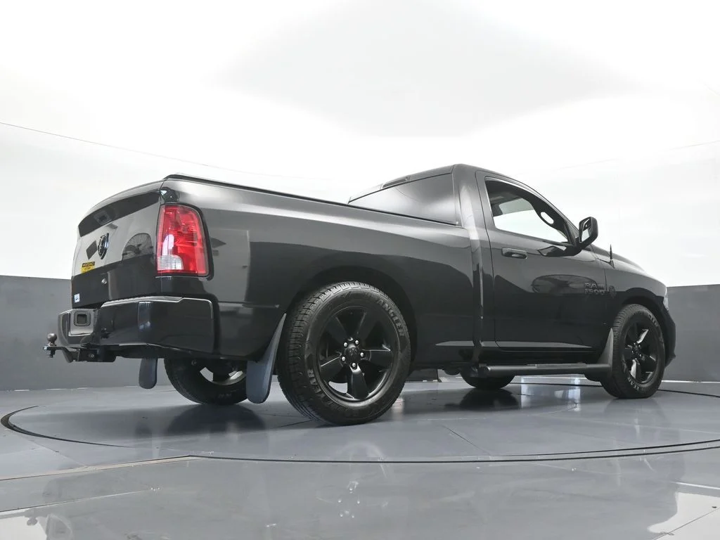 Used 2018 Brilliant Black Crystal Pearlcoat Ram Express image 57
