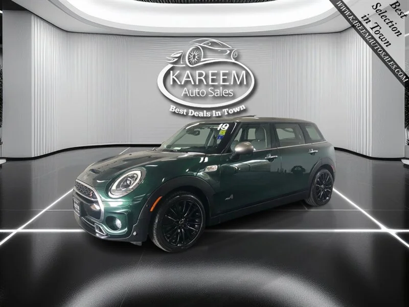 2019 MINI Clubman Cooper S ALL4 Signature's photo