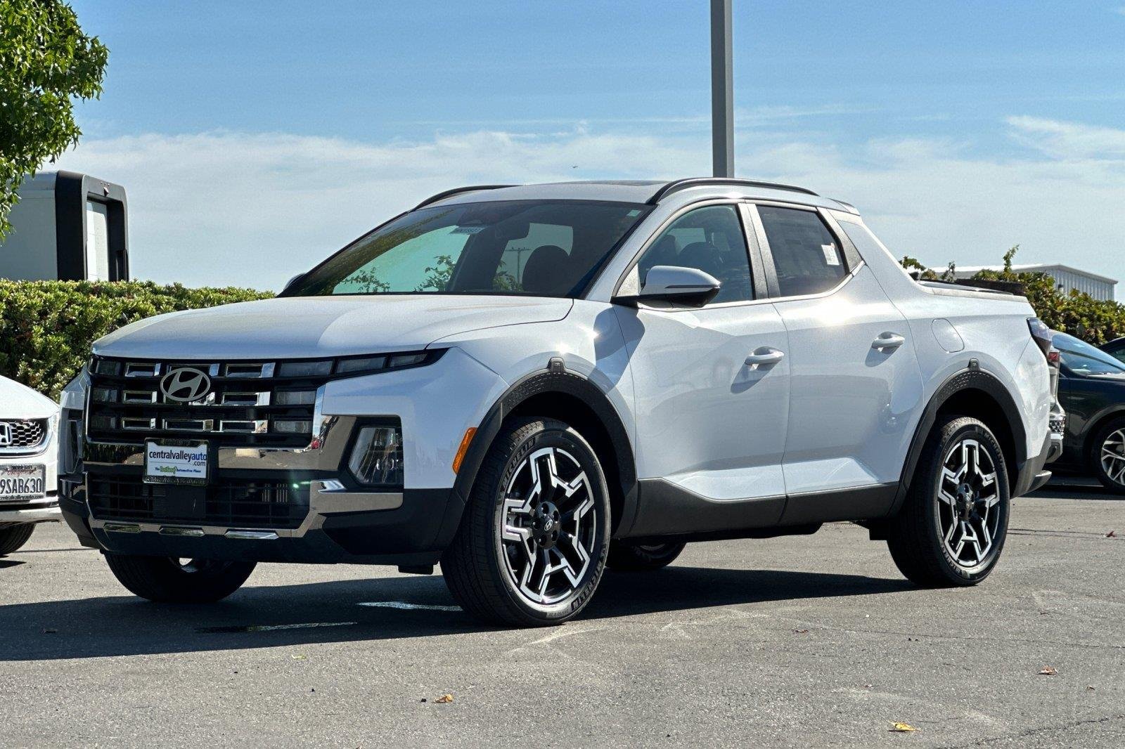 New 2026 Atlas White Hyundai Limited image 25
