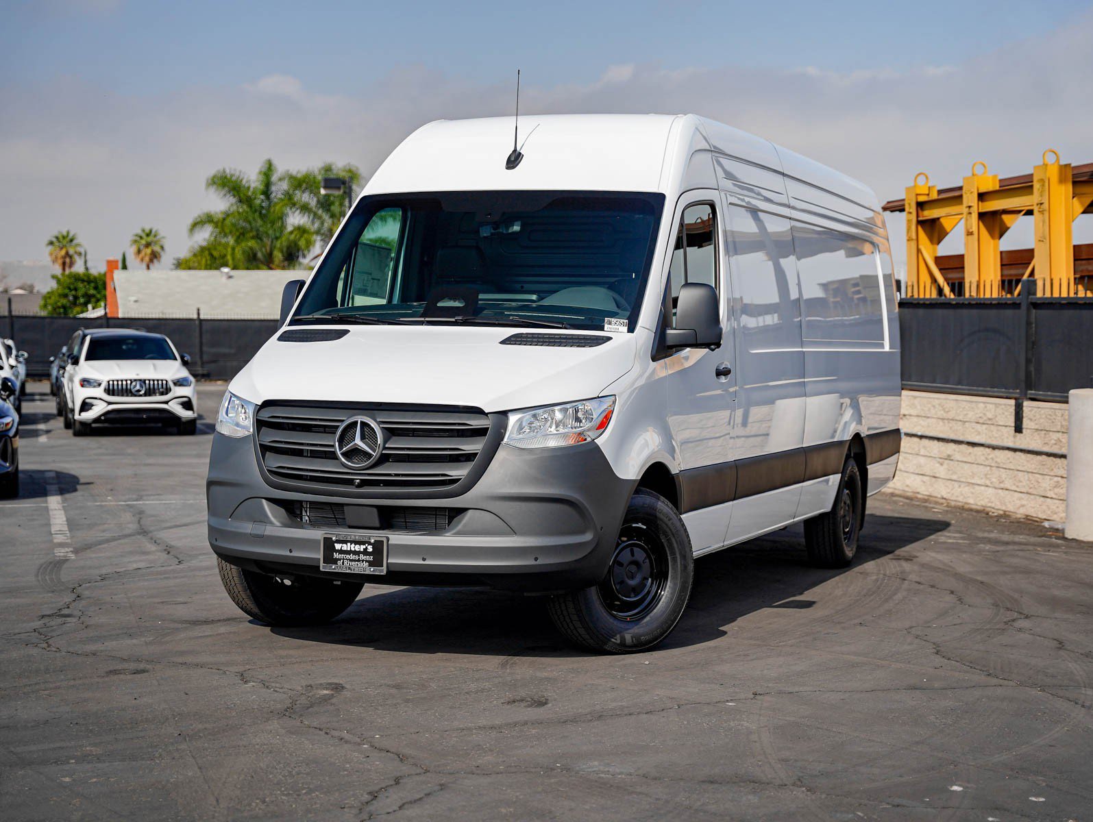 2026 Mercedes-Benz Sprinter 2500 170 Ext WB HO High Roof's photo