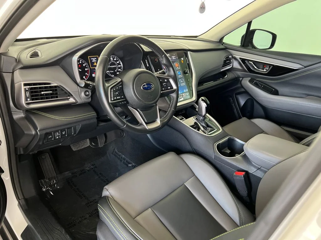 Used 2023 White Subaru Onyx Edition XT image 19