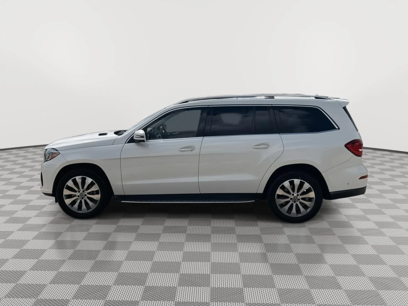 Used 2017  mercedes-benz GLS 450 4MATIC® SUV image 6